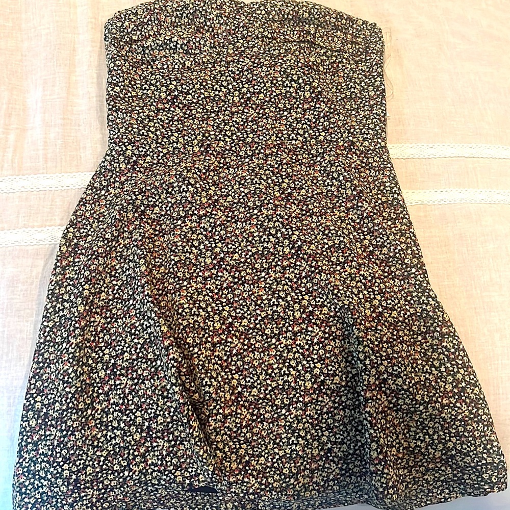 Brand new floral strapless.